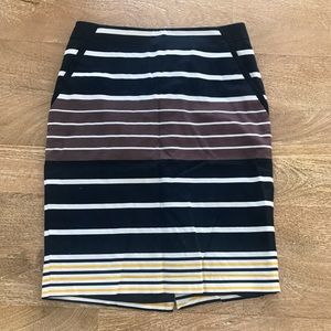 Outback red Pencil skirt